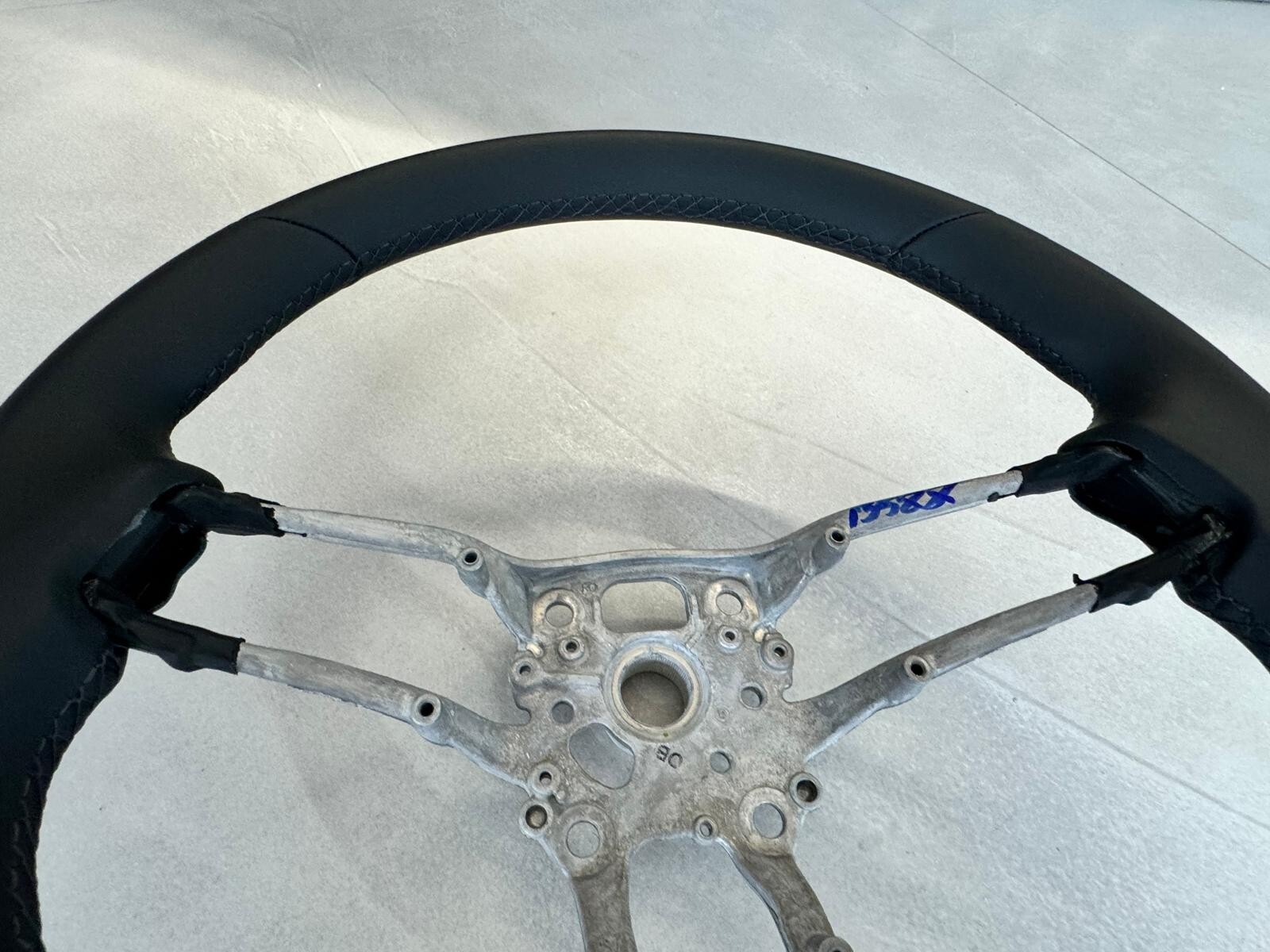 PORSCHE LEERES RAHMEN LENKRAD SCHWARZ LEDER STEERING WHEEL FRAME BLACK NEW !! - Obrázek 13