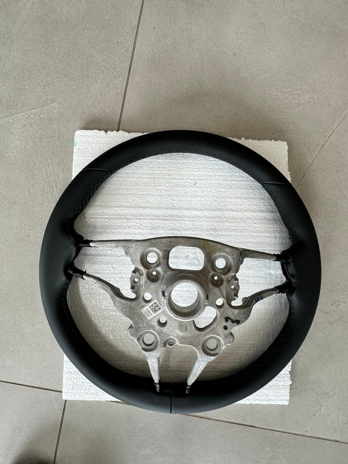 PORSCHE LEERES RAHMEN LENKRAD SCHWARZ LEDER STEERING WHEEL FRAME BLACK NEW !! - Obrázek 5