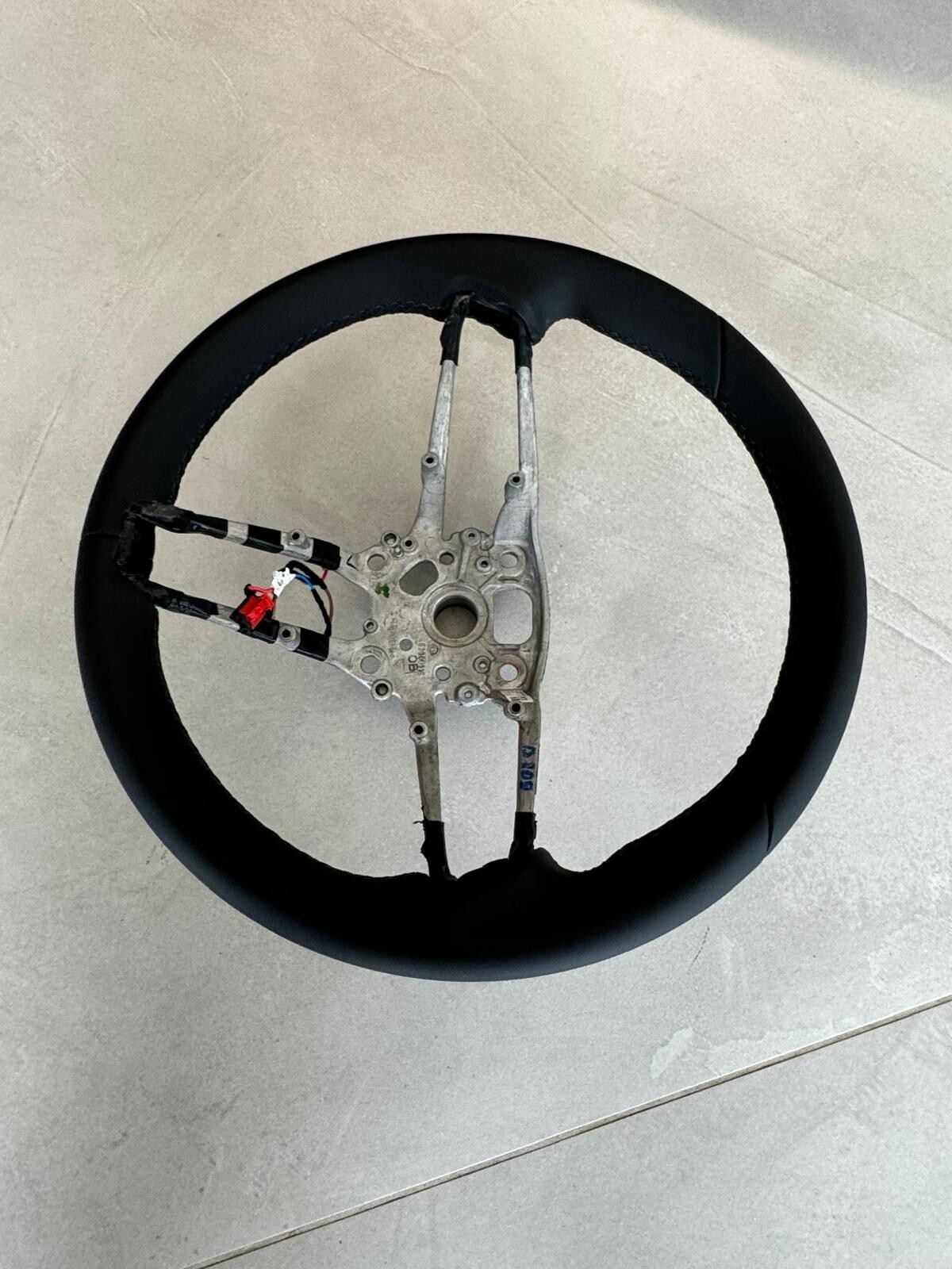 PORSCHE LEERES RAHMEN LENKRAD SPORT LEDER BEHEIZT SCHWARZ NEU - Obrázek 12