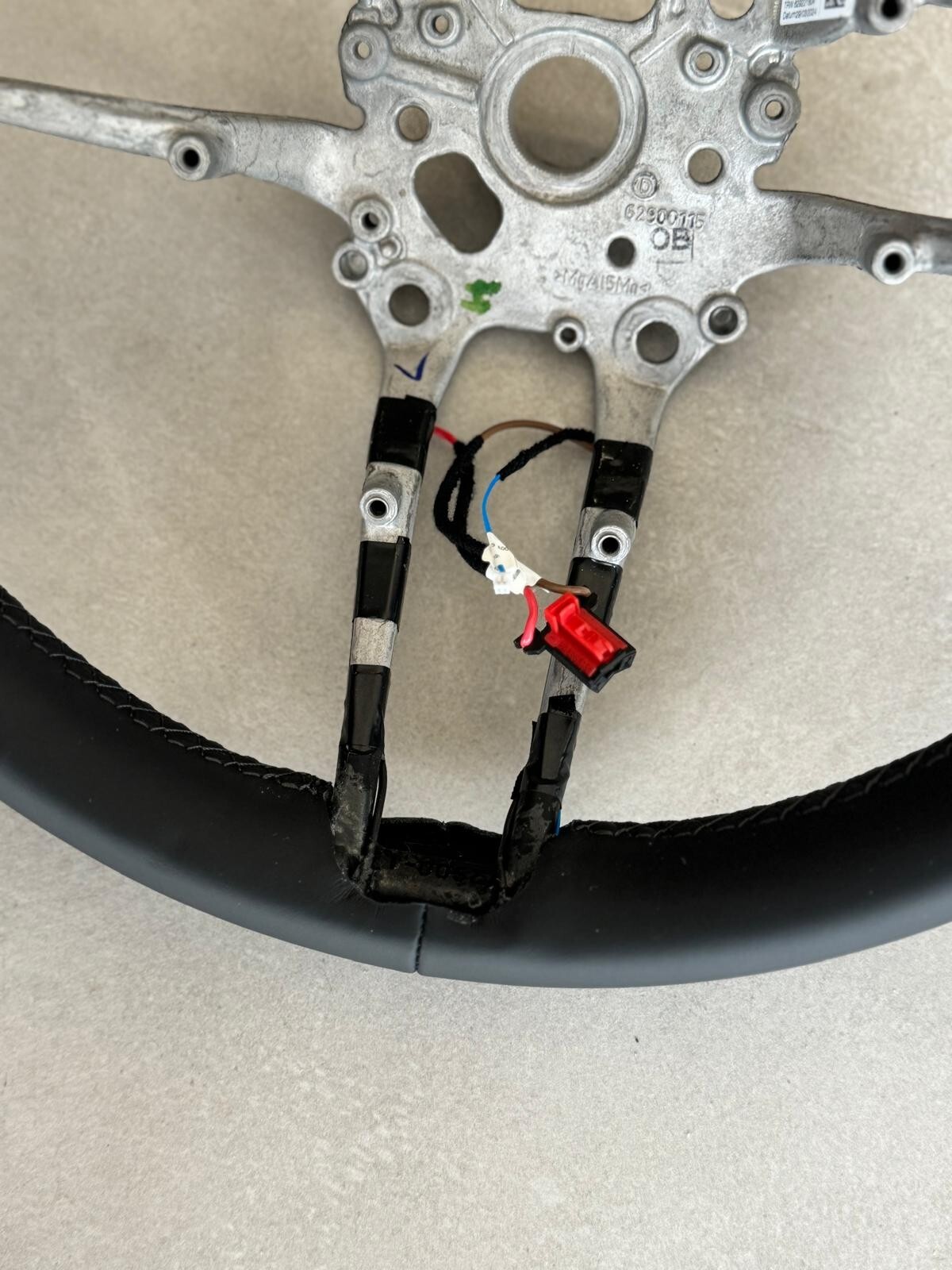 PORSCHE LEERES RAHMEN LENKRAD SPORT LEDER BEHEIZT SCHWARZ NEU - Obrázek 15