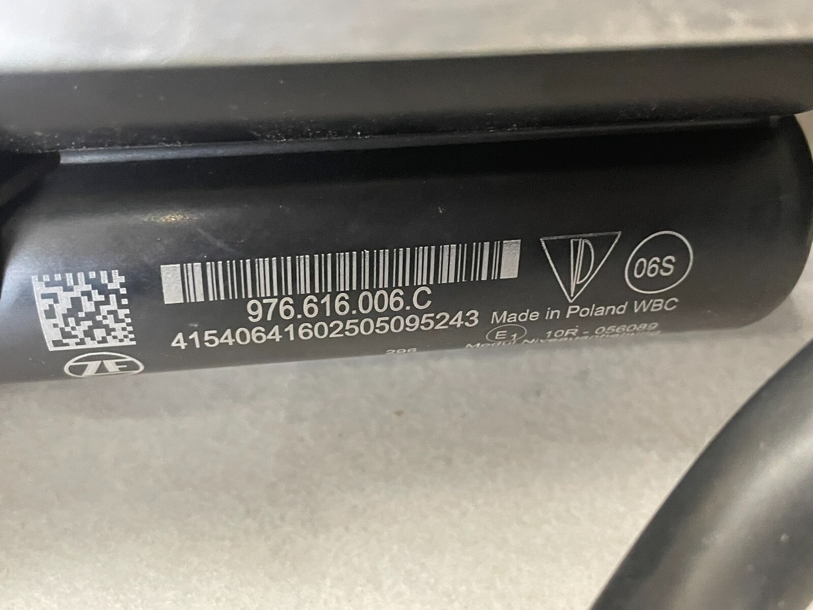 PORSCHE PANAMERA LUFTKOMPRESSOR FÜR FAHRWERK 976616006C PAE616006 NEUORIGINAL ! - Obrázek 4