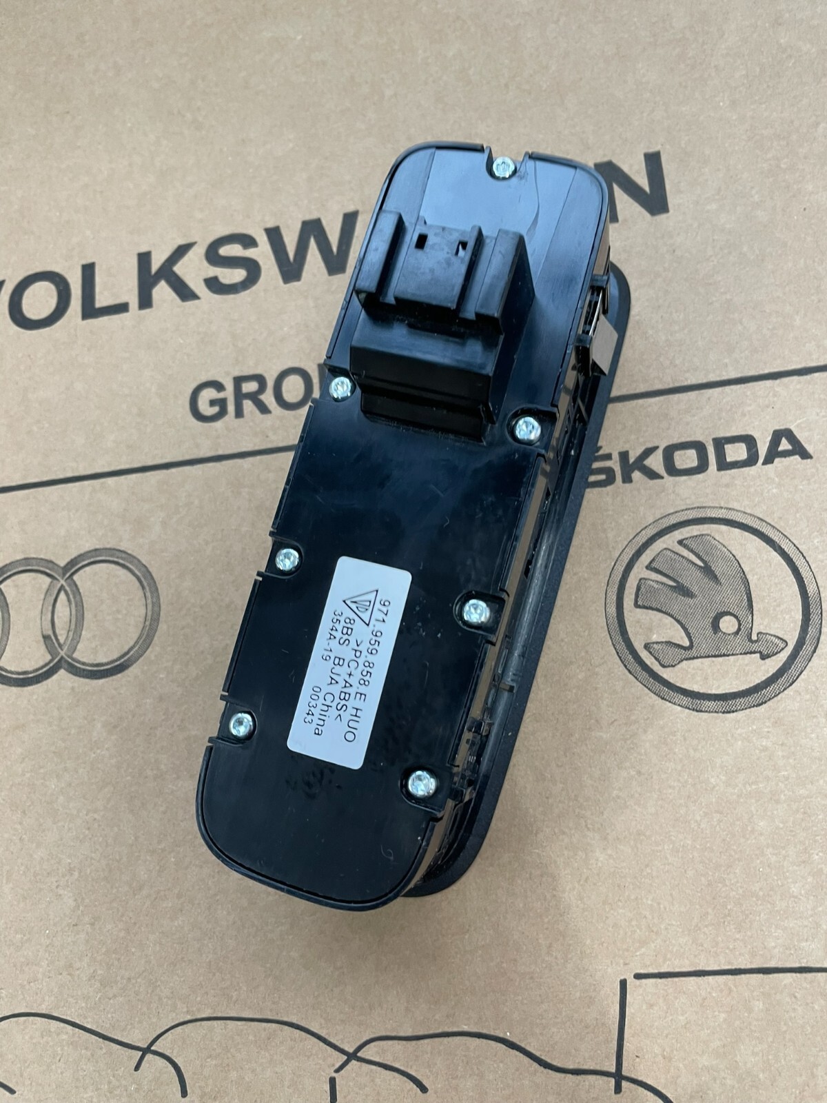 PORSCHE PANAMERA SCHALTER ELEKTRISCHEN FENSTERHEBER VORN L. 971959858E Fast Neu - Obrázek 15