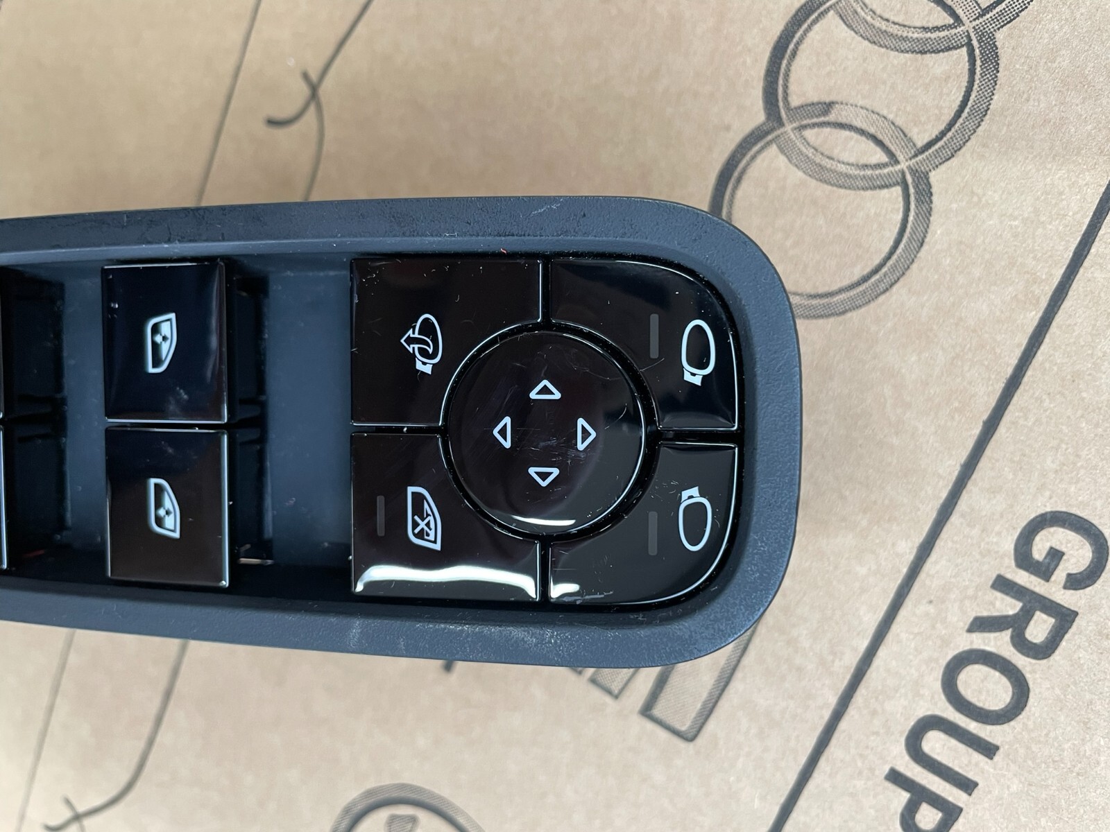 PORSCHE PANAMERA SCHALTER ELEKTRISCHEN FENSTERHEBER VORN L. 971959858E Fast Neu - Obrázek 12