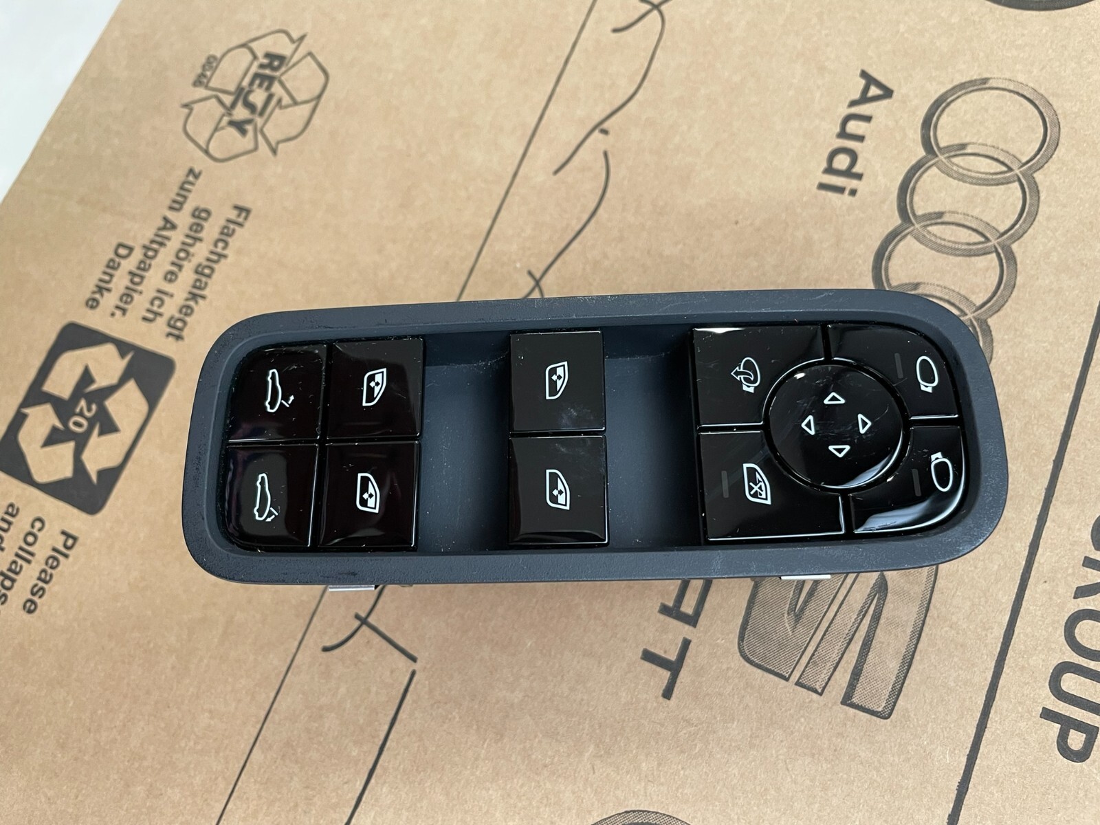 PORSCHE PANAMERA SCHALTER ELEKTRISCHEN FENSTERHEBER VORN L. 971959858E Fast Neu - Obrázek 8