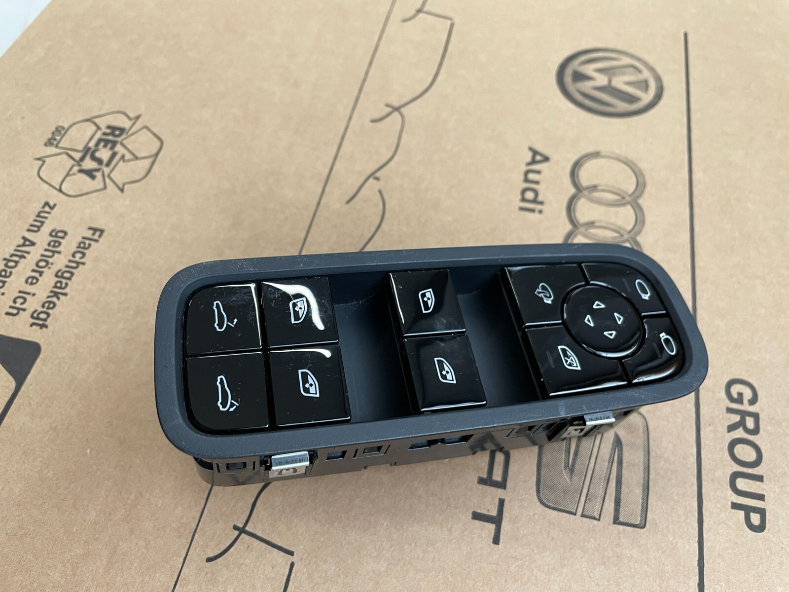 PORSCHE PANAMERA SCHALTER ELEKTRISCHEN FENSTERHEBER VORN L. 971959858E Fast Neu - Obrázek 9