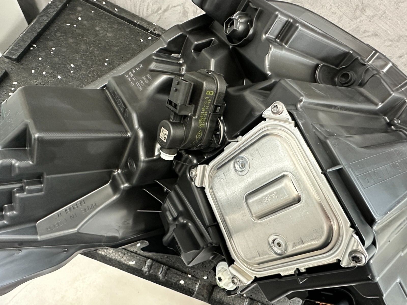 RENAULT CAPTUR FRONT SCHEINWERFER LED PURE VISION RECHTS 26010 4900R , ORIG.NEU - Obrázek 20