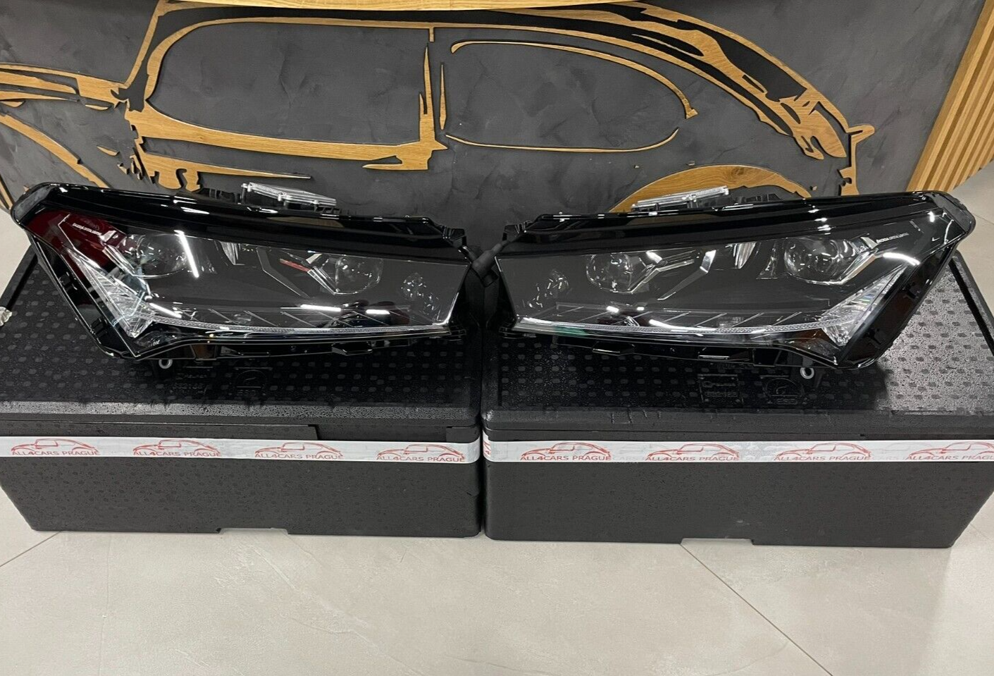 ŠKODA ENYAQ VOLL LED CRYSTAL HEADLIGHTS FRONT 5LB941015A - 5LB941016A ORIG.NEW