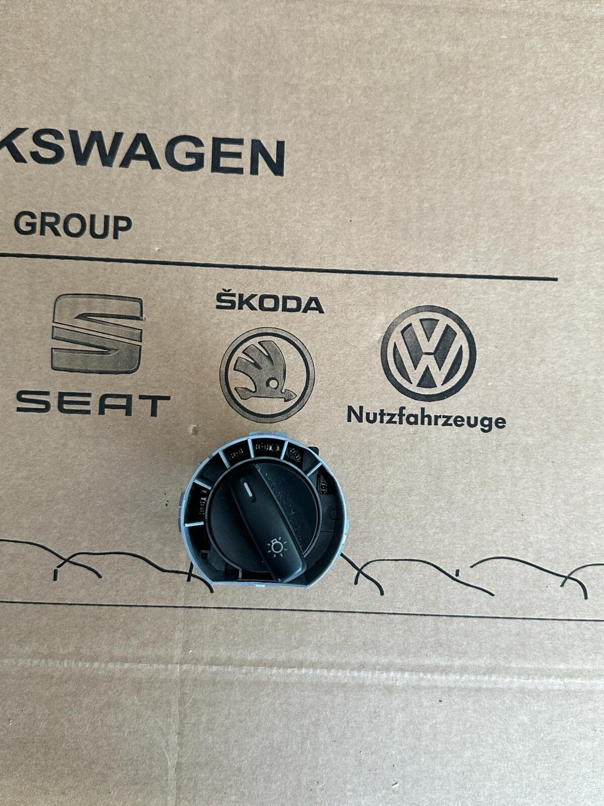 SKODA OCTAVIA LICHTSCHALTER HAUPTLICHT SCHALTER HAUPTLICHT 1Z0941431K ORIG.NEU - Obrázek 4