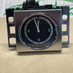 VOLKSWAGEN PASSAT CC ARMATURENBRETT UHR DISPLAY ORIGINAL 3C8919204A FAST NEU ..