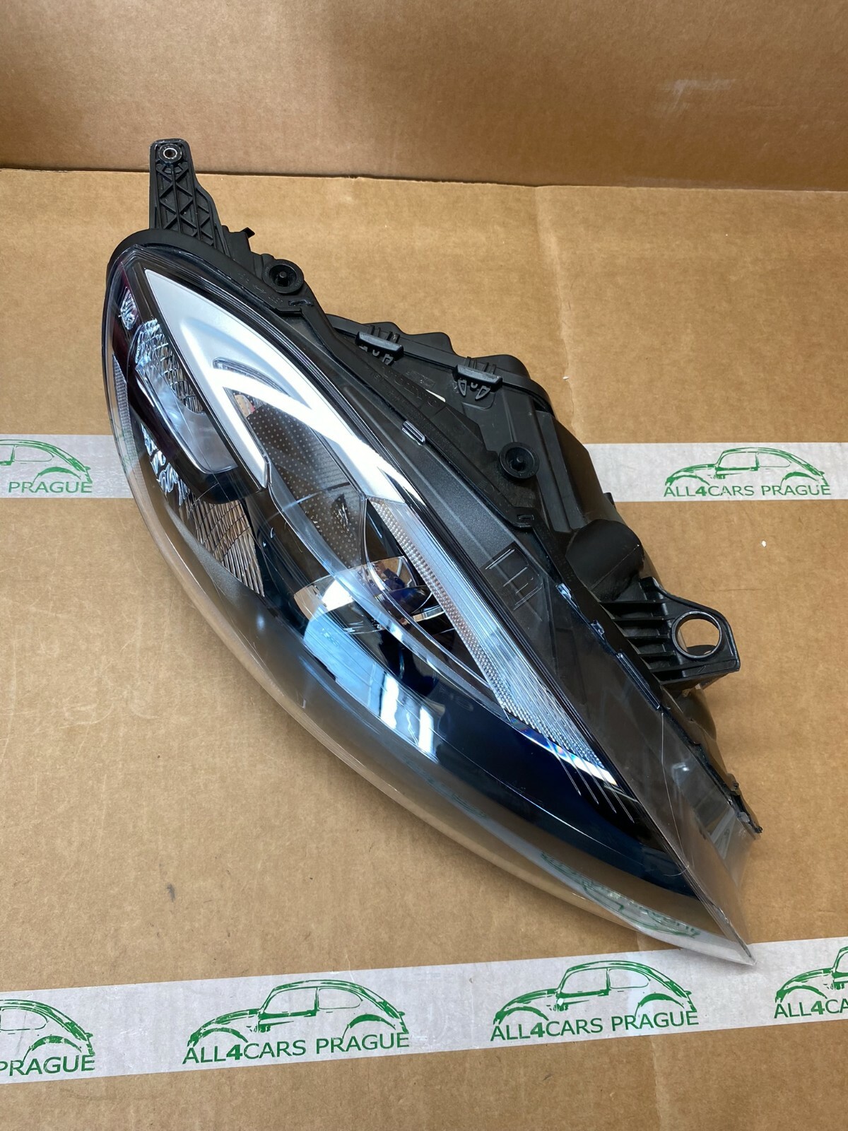 VOLVO V40 31420010 RECHTS FRONTSCHEINWERFER SCHEINWERFER HEADLIGHT RHD ORIG.NEU! - Obrázek 3