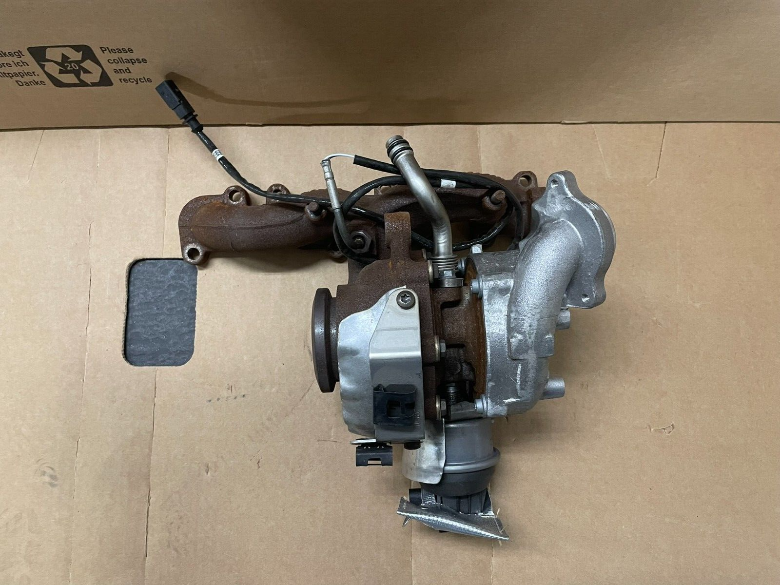 VW AUDI TURBO 2.0 TDI 03L253010 = 03L253056 = 03L 253056X FAST NEU TEST WAGEN - Obrázek 10