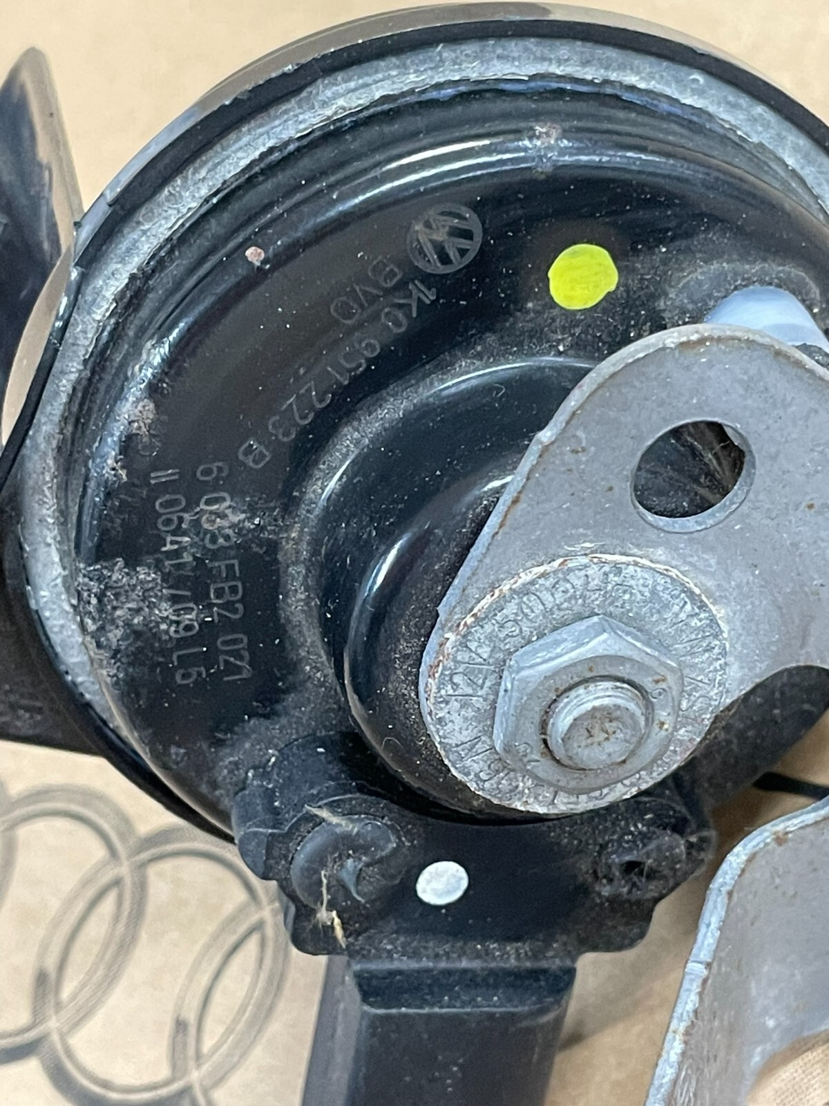 VW FANFARE SIGNALHORN 1K0951223A 5C0951223C Fast Neu demont v Test Wagen Orig.! - Obrázek 5