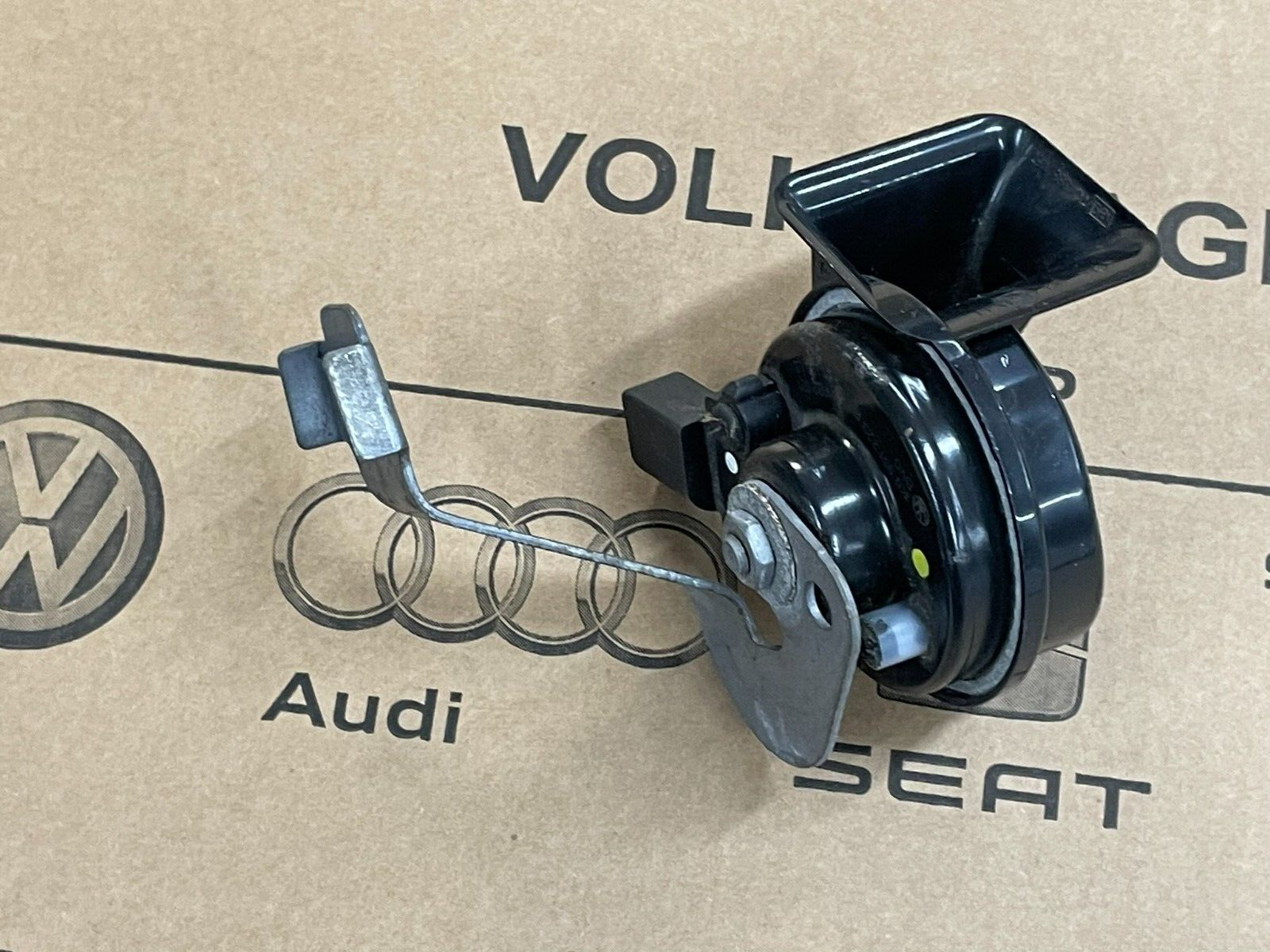 VW FANFARE SIGNALHORN 1K0951223A 5C0951223C Fast Neu demont v Test Wagen Orig.! - Obrázek 7