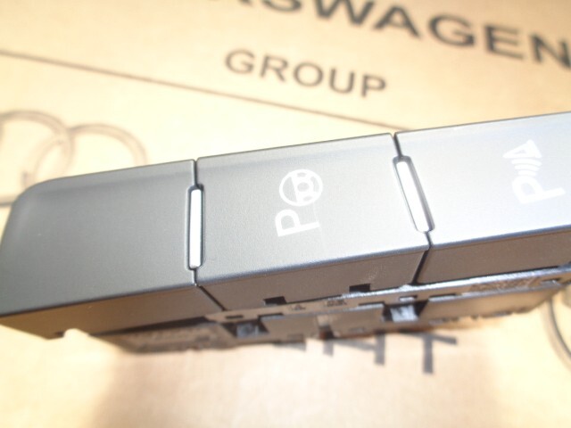 VW GOLF 7 DRUCKTASTEN SCHALTER PDC PLA 5G1927238F Fast Neu d v Test Wagen ORIG. - Obrázek 11