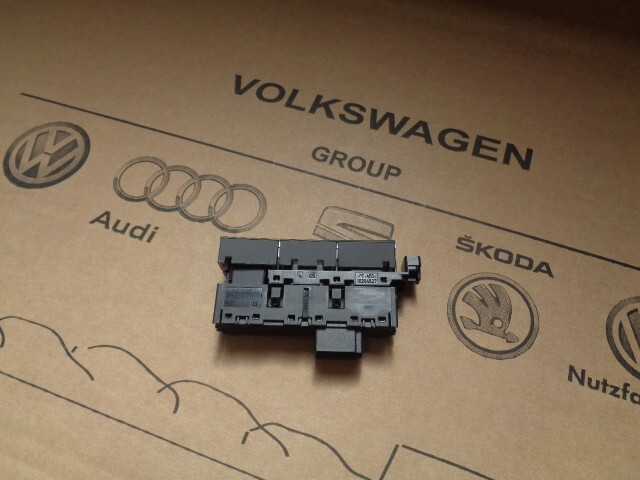 VW GOLF 7 DRUCKTASTEN SCHALTER PDC PLA 5G1927238F Fast Neu d v Test Wagen ORIG. - Obrázek 12