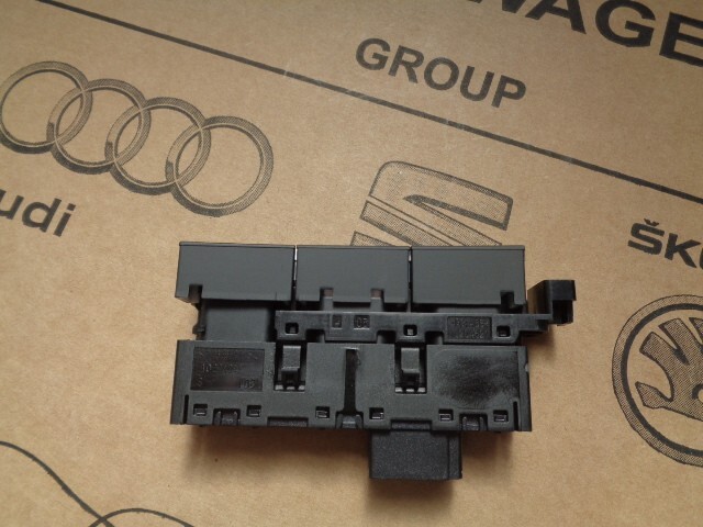 VW GOLF 7 DRUCKTASTEN SCHALTER PDC PLA 5G1927238F Fast Neu d v Test Wagen ORIG. - Obrázek 13