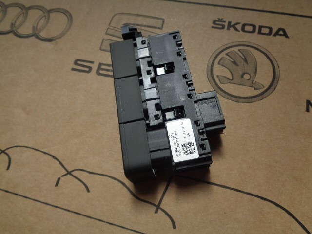 VW GOLF 7 VII SCHALTER DRUCKTASTEN ECO START/STOP 5G1927137T Fast Neu Test Car.. - Obrázek 13