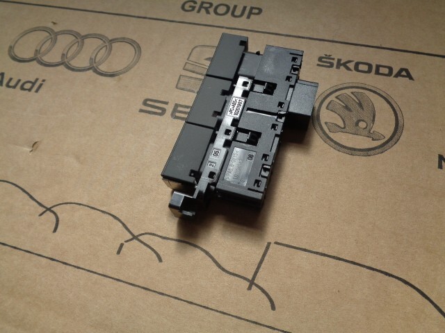 VW GOLF 7 VII SCHALTER DRUCKTASTEN ECO START/STOP 5G1927137T Fast Neu Test Car.. - Obrázek 10