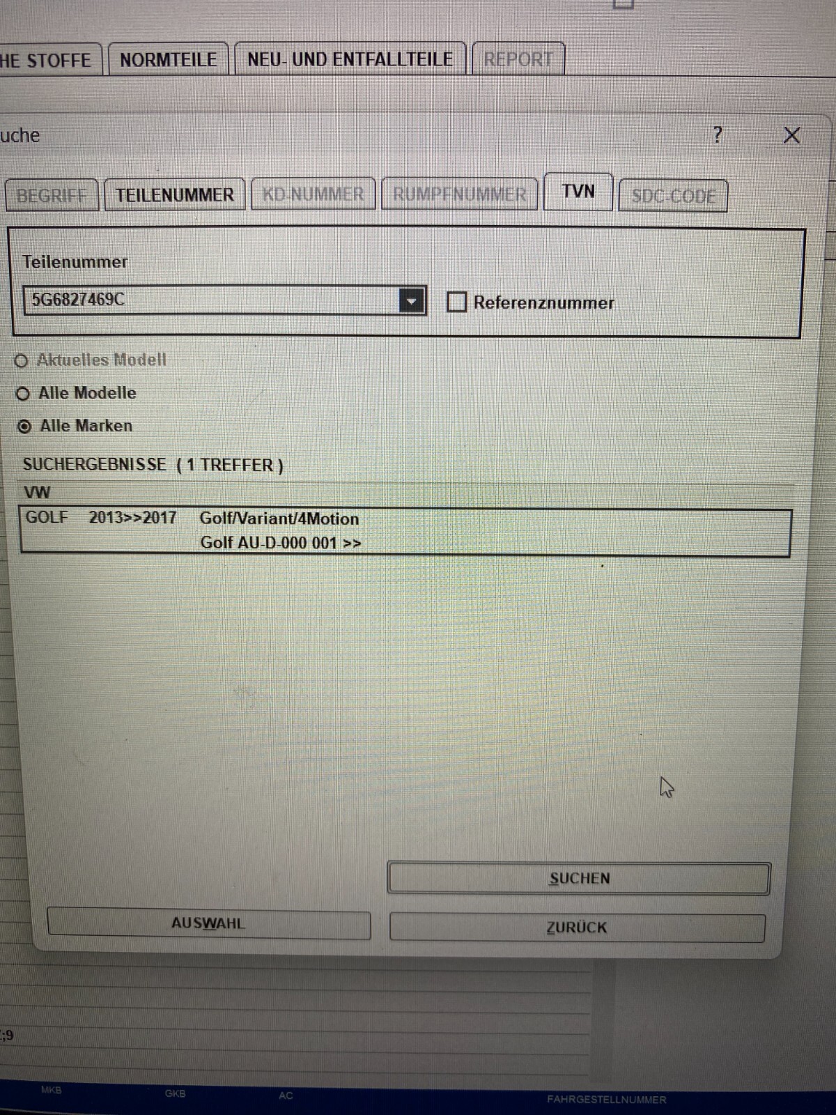 VW GOLF HECKKLAPPENÖFFNER LOGO VW 5G6827469C DEMONT VOM TEST WAGEN FAST NEU ORIG - Obrázek 14