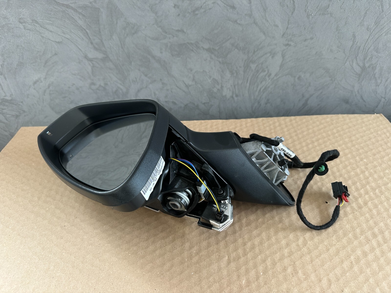 VW ID.4 ID.5 AUßENSPIEGEL RECHTS ELEKTRISCH UMFELDBELEUCHTUNG 11B857502AJ NEU!