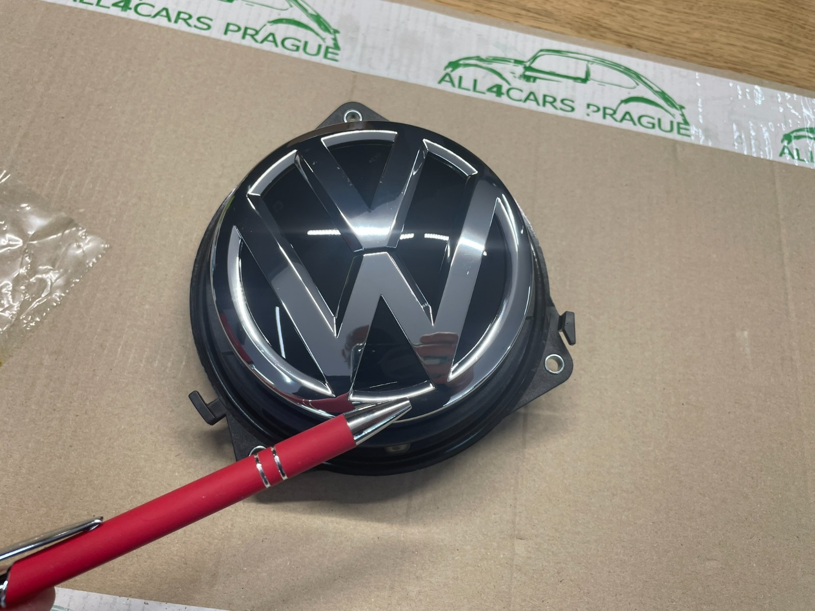 VW PASSAT ARTEON GOLF SPORTSVAN HECKKLAPPENÖFFNER LOGO 510827469 NEU VW ORIGINAL - Obrázek 14