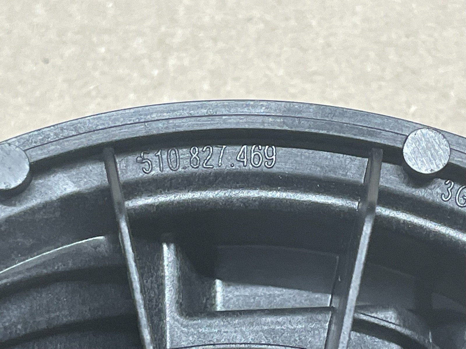 VW PASSAT ARTEON GOLF SPORTSVAN HECKKLAPPENÖFFNER LOGO 510827469 NEU VW ORIGINAL - Obrázek 21