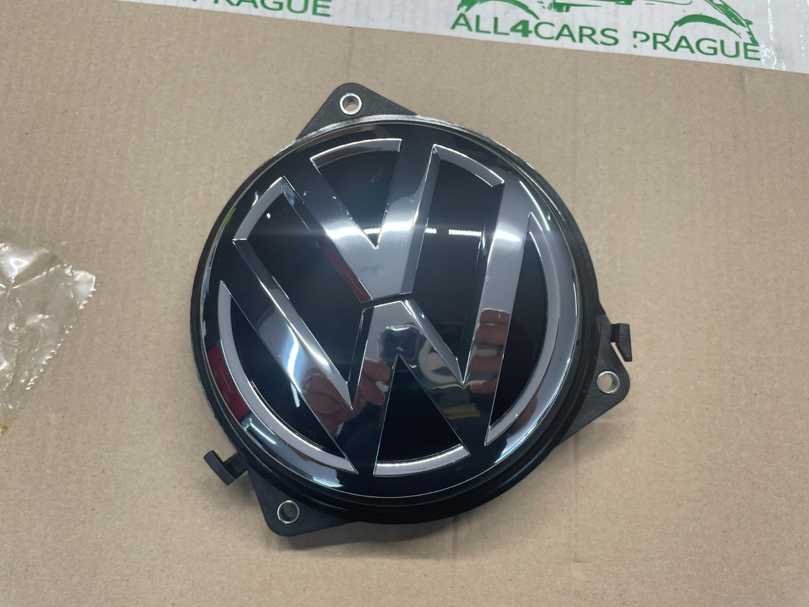 VW PASSAT ARTEON GOLF SPORTSVAN HECKKLAPPENÖFFNER LOGO 510827469 NEU VW ORIGINAL - Obrázek 8