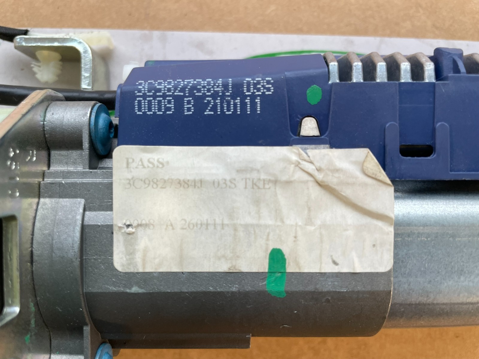 VW PASSAT KOMBI EL HECKKLAPPE ANTRIEBSMOTOR 3C9827383J = 3C9827383K = 3C9827383A - Obrázek 15