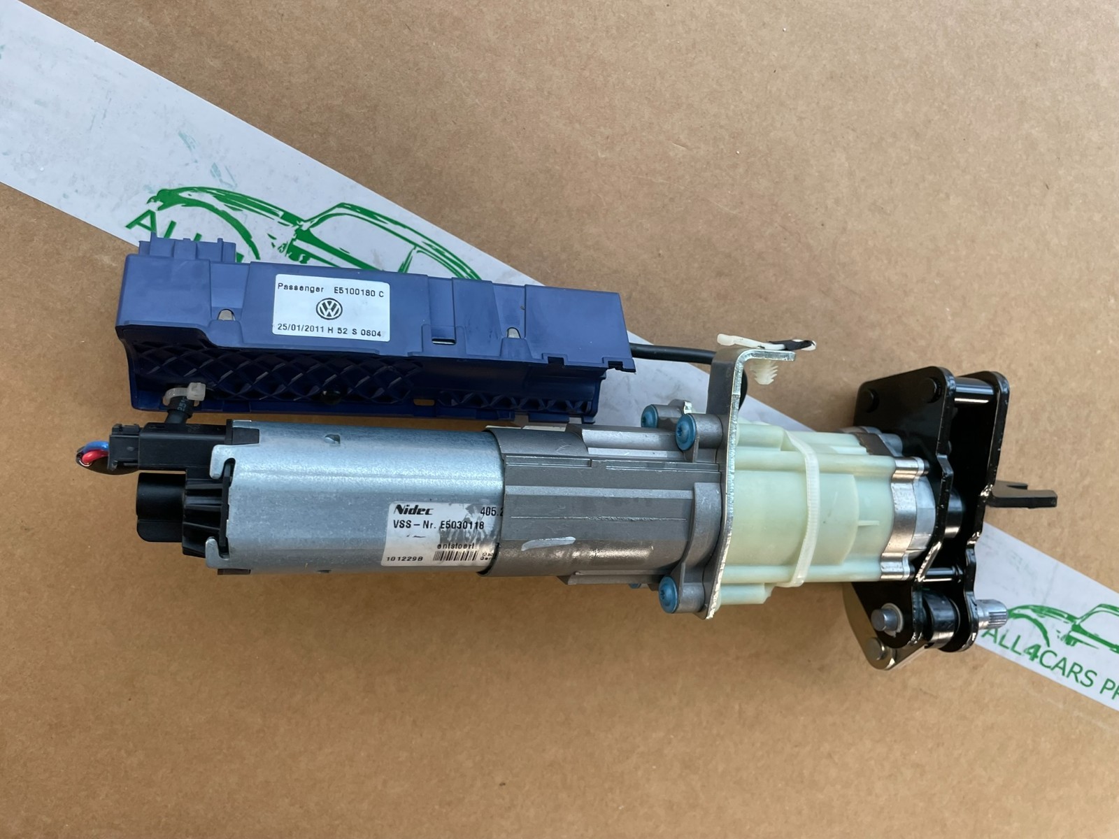 VW PASSAT KOMBI EL HECKKLAPPE ANTRIEBSMOTOR 3C9827383J = 3C9827383K = 3C9827383A - Obrázek 18