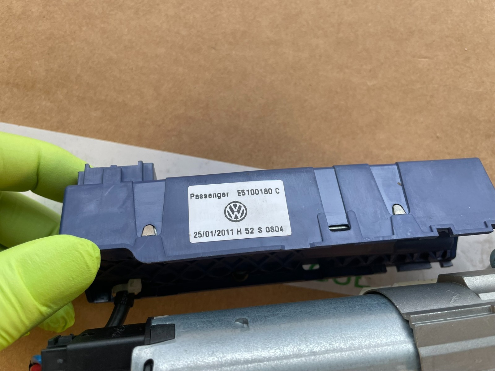 VW PASSAT KOMBI EL HECKKLAPPE ANTRIEBSMOTOR 3C9827383J = 3C9827383K = 3C9827383A - Obrázek 3