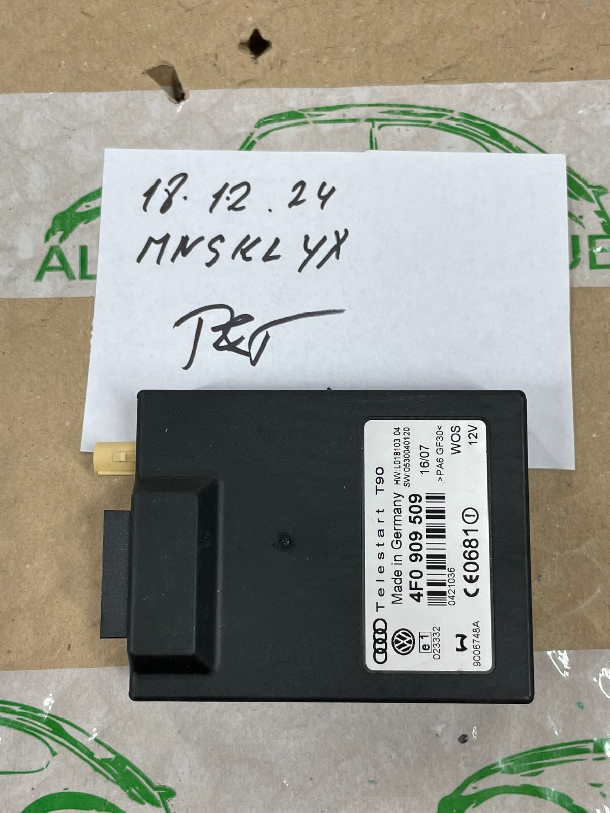 VW SKODA BENTLEY EMPFANGSGERÄT FÜR FUNKGESTEUERTE STANDHEIZUNG 4F0909509 FAST NE - Obrázek 17