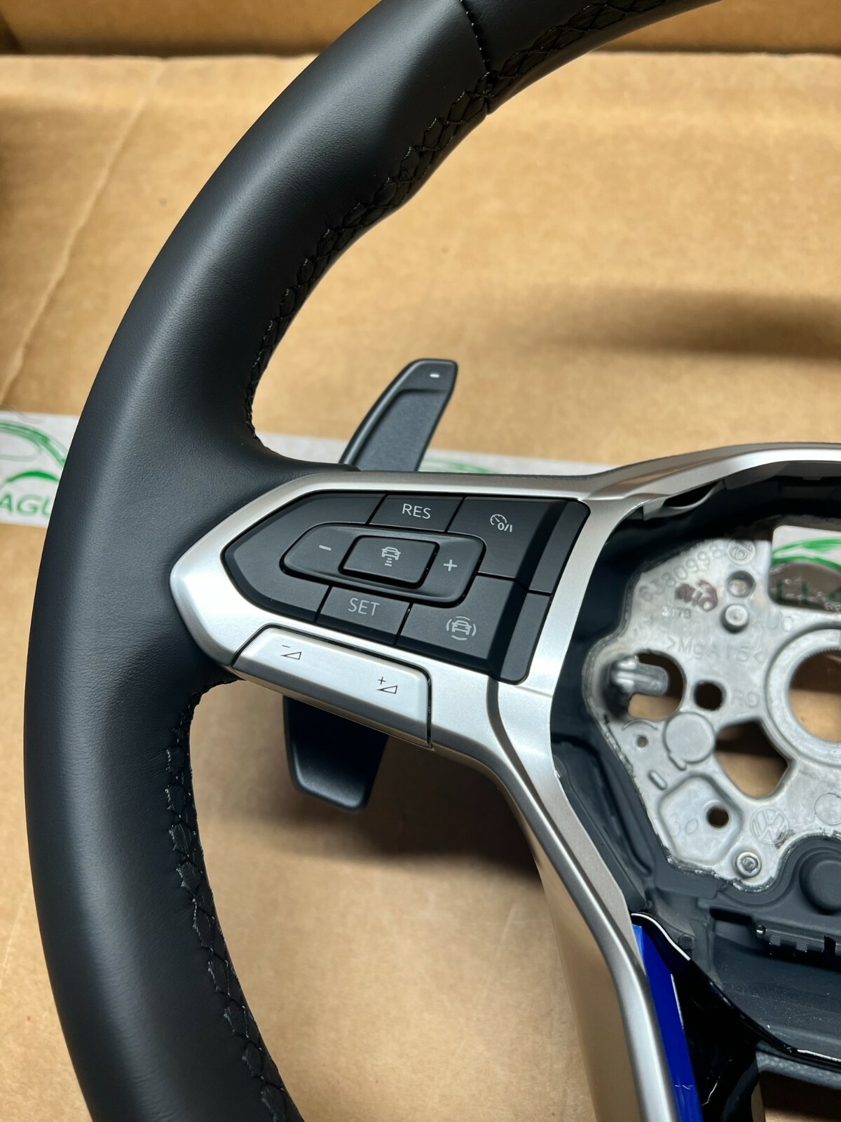 VW SPORT LENKRAD LEDER GTE MIT DSG R PADDELS 2GM419089T ORIG.NEU!!! - Obrázek 6