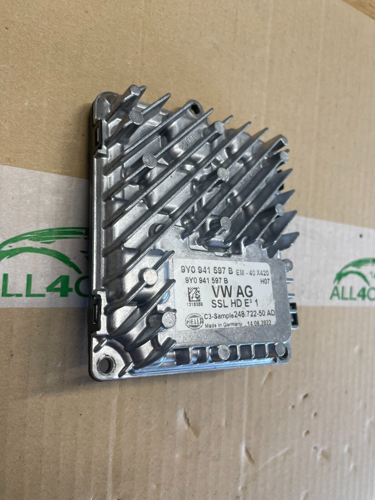 VW TIGUAN 2024 SCHEINWERFER STEUERGERÄT 9Y0941597B DEMONT VOM TEST WAGEN ORIG VW - Obrázek 11