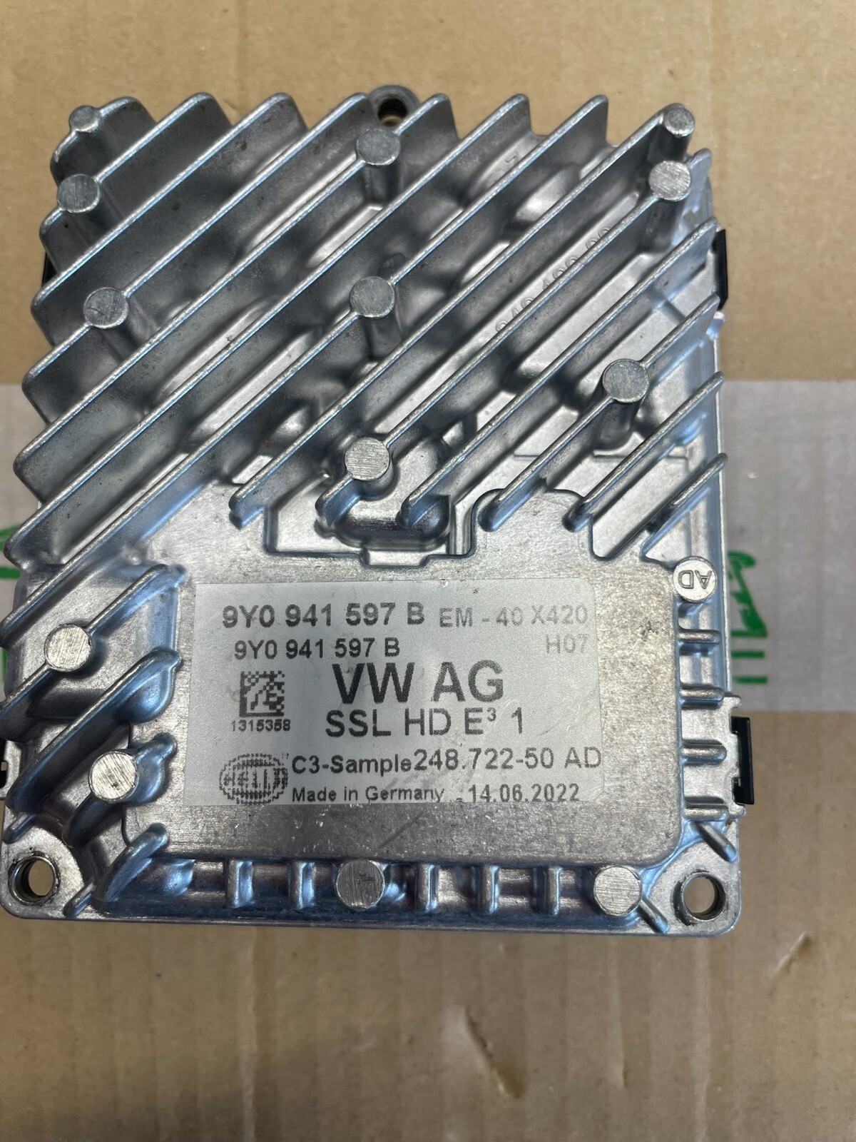 VW TIGUAN 2024 SCHEINWERFER STEUERGERÄT 9Y0941597B DEMONT VOM TEST WAGEN ORIG VW - Obrázek 3