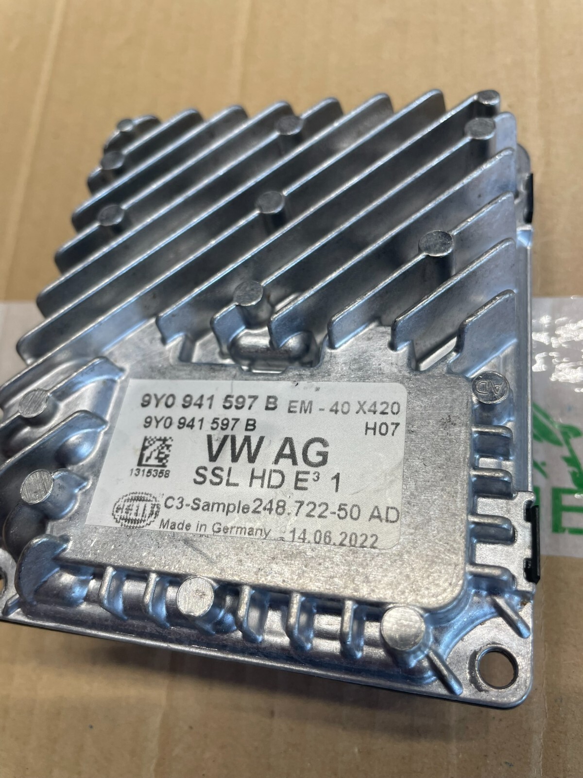 VW TIGUAN 2024 SCHEINWERFER STEUERGERÄT 9Y0941597B DEMONT VOM TEST WAGEN ORIG VW - Obrázek 8