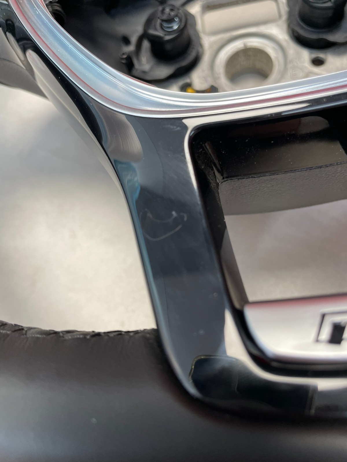 VW TIGUAN TOURAN LENKRAD BEHEIZT SPORT ABGEFLACHT 5TA419091AQ FAST NEU NUR 700km - Obrázek 11