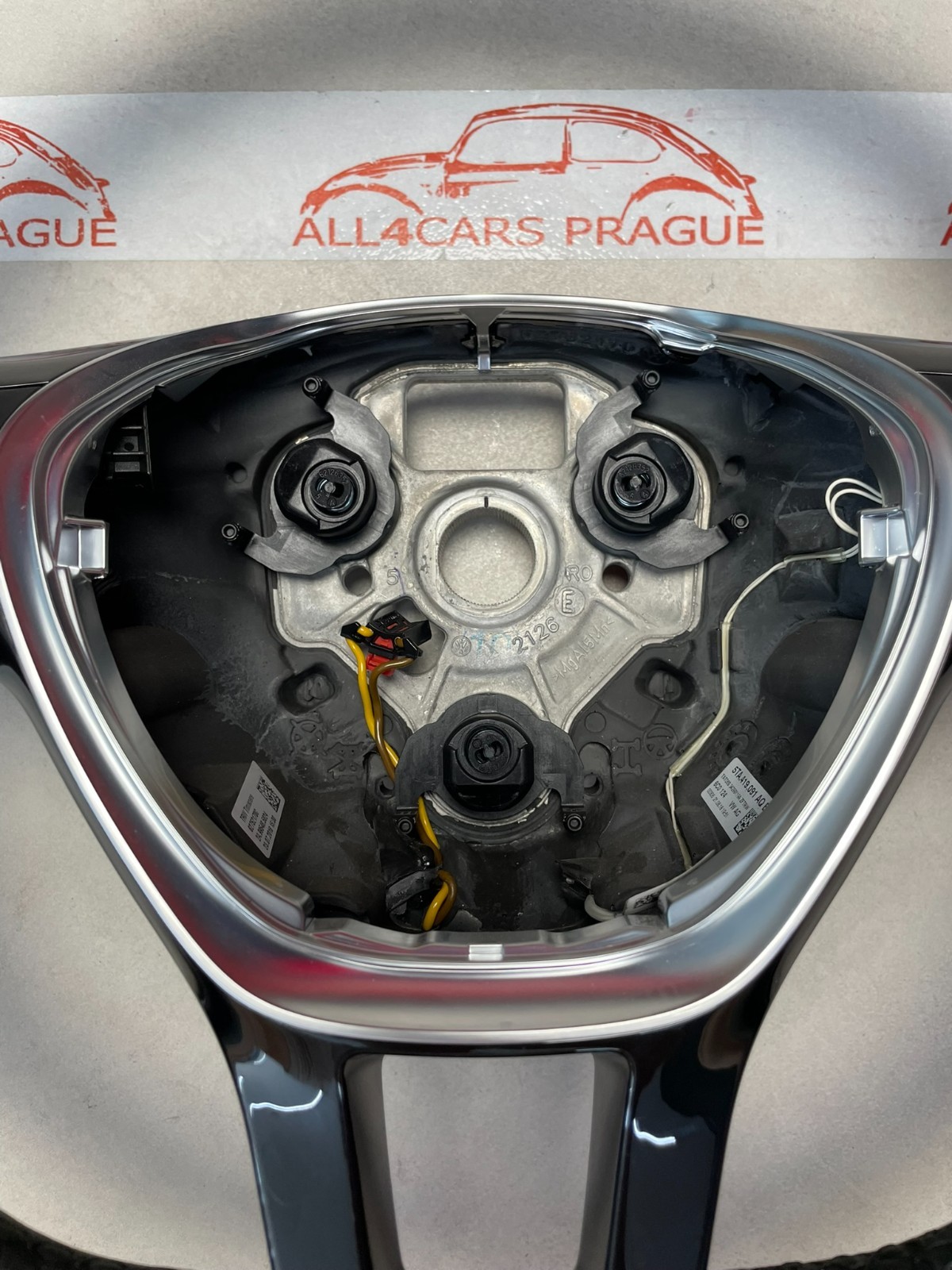 VW TIGUAN TOURAN LENKRAD BEHEIZT SPORT ABGEFLACHT 5TA419091AQ FAST NEU NUR 700km - Obrázek 9