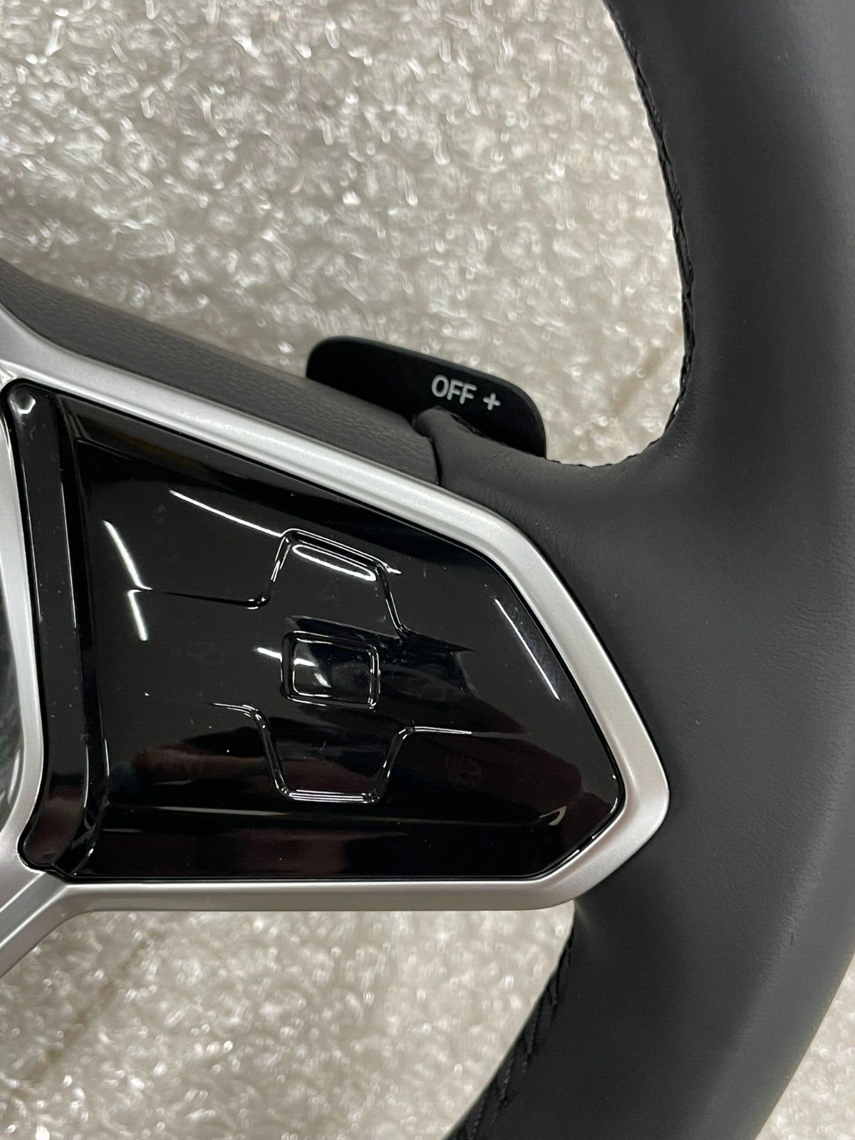 VW TOUAREG MULTIFUNKTIONS SPORT LENKRAD BEHEIZT "R" 760419089S Fast Neu Test Car - Obrázek 5