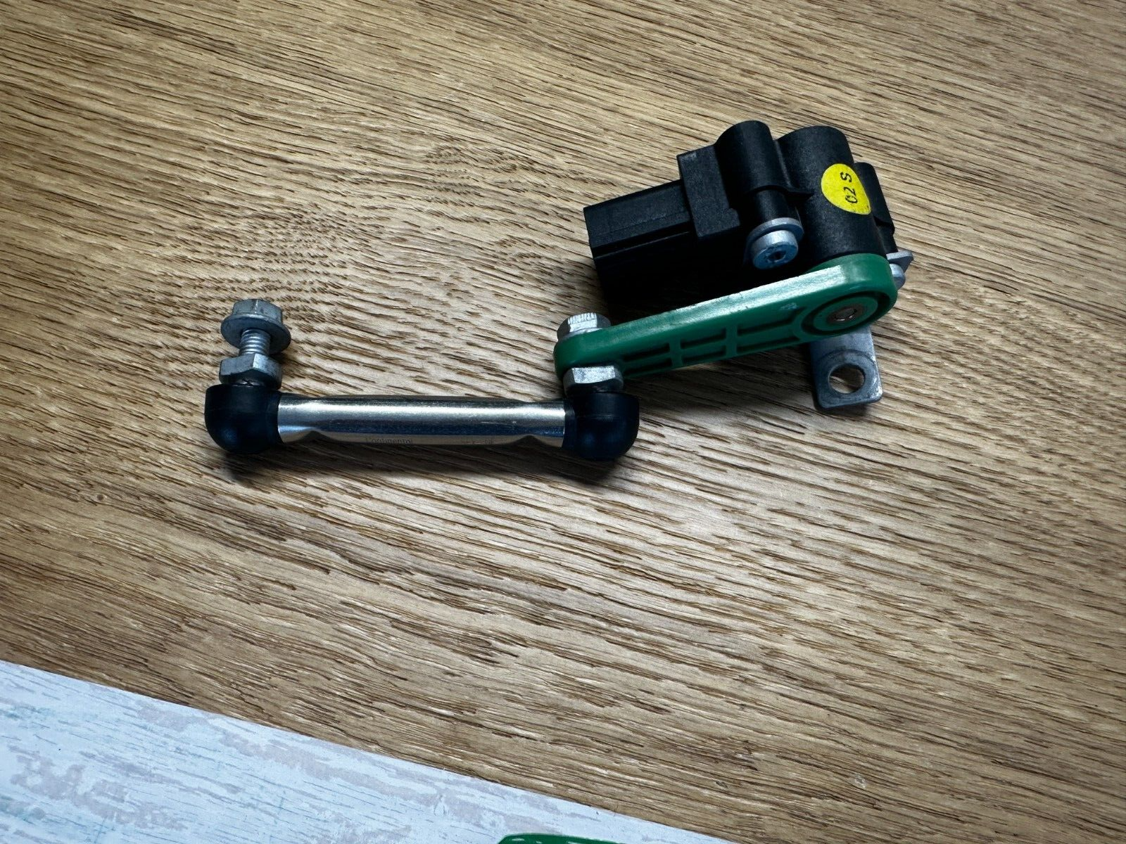 VW TOUAREG NIVEAUSENSOR VORNE LINKS 7P0616213 Fast Neu dem v Test Wagen ORIG. VW - Obrázek 10