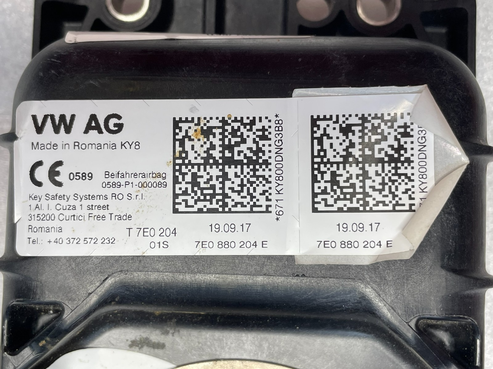 VW TRANSPORTER CADDY ARMATURENBRETT SCHUTZ 7E0880204E = 7E0880204F = 7E0880204G - Obrázek 18