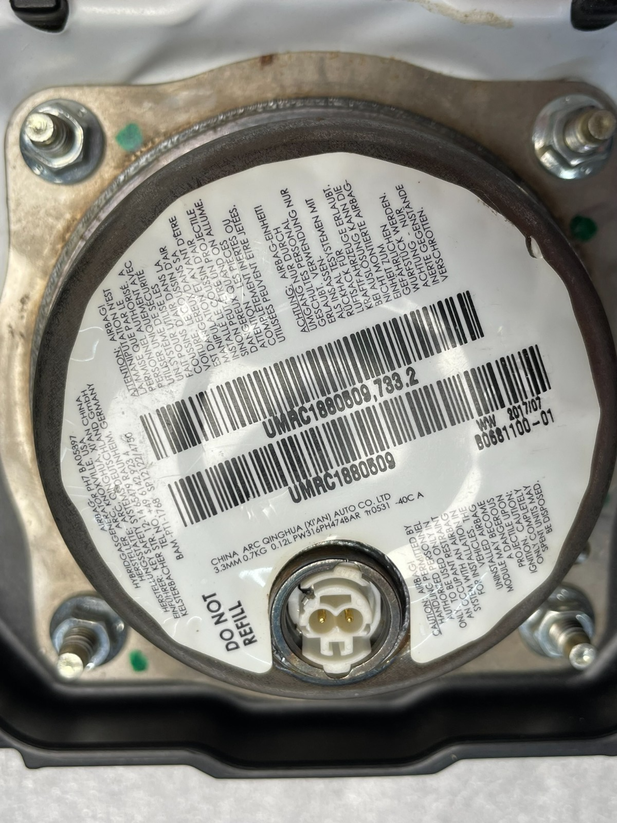 VW TRANSPORTER CADDY ARMATURENBRETT SCHUTZ 7E0880204E = 7E0880204F = 7E0880204G - Obrázek 4