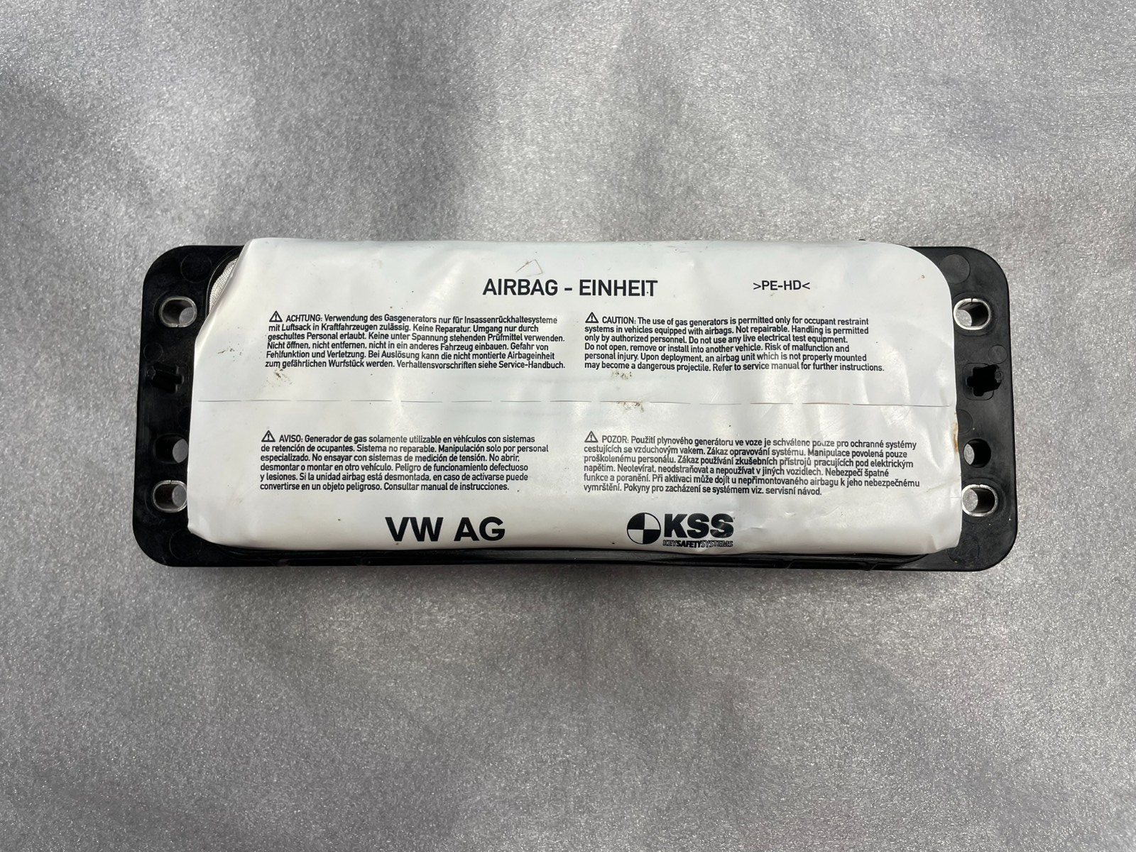 VW TRANSPORTER CADDY ARMATURENBRETT SCHUTZ 7E0880204E = 7E0880204F = 7E0880204G