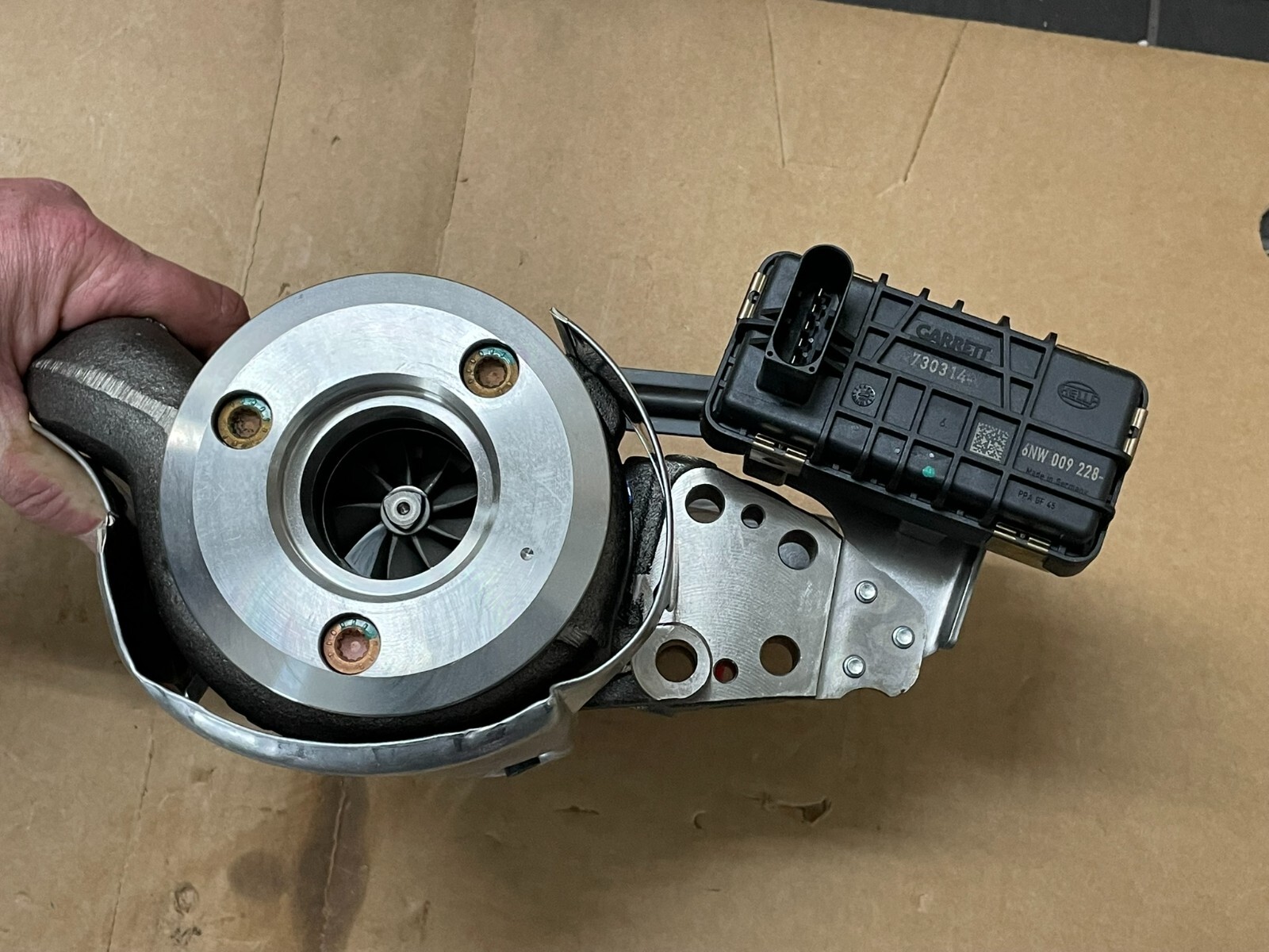 07Z145874G VW PHAETON 5.0 TDI -AJS- V10 TURBOLADER RECHTS 07Z145874G ORIG.NEU VW - Obrázek 15