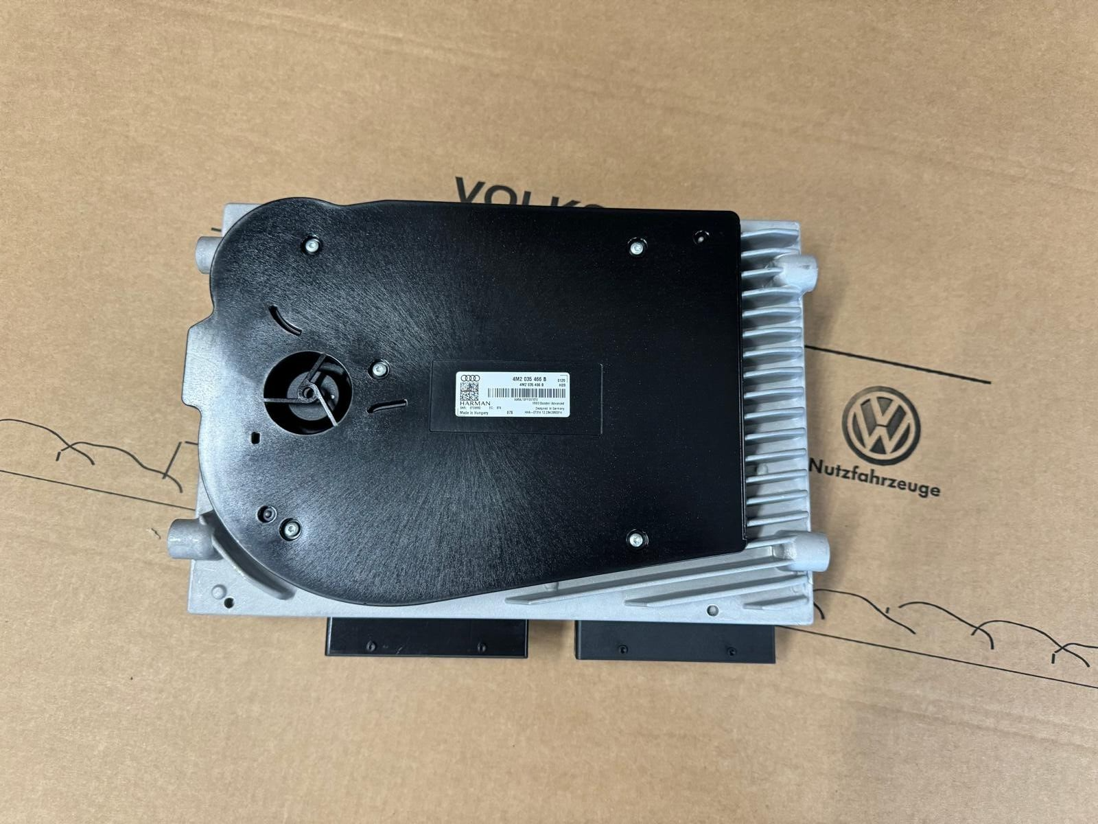 4M2035466B AUDI - BENTLEY AUDIO VERSTÄRKER SOUND AMPLIFIER 4M2035466B ORIG.NEU! - Obrázek 3
