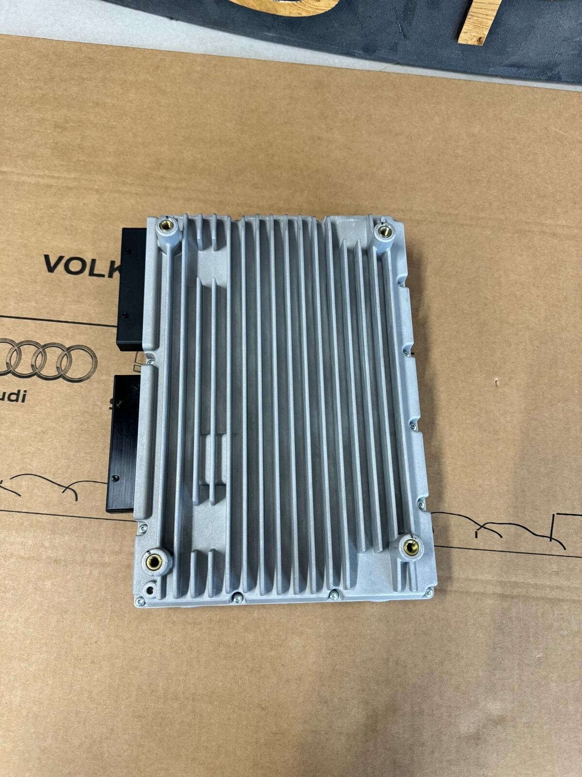 4M2035466B AUDI - BENTLEY AUDIO VERSTÄRKER SOUND AMPLIFIER 4M2035466B ORIG.NEU! - Obrázek 7