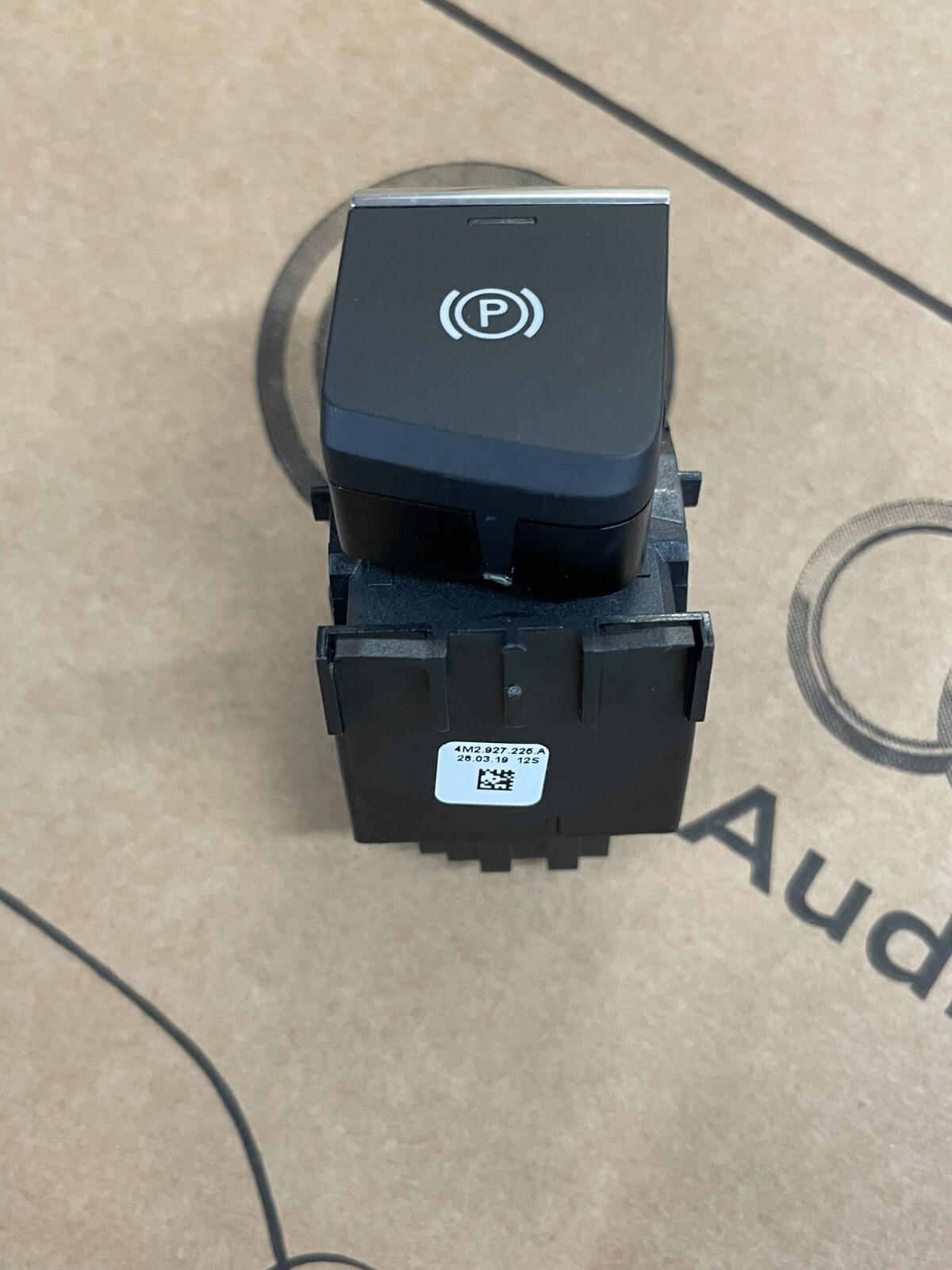 4M2927225A AUDI A4 A5 RS5 Q7 HAND BREMS KNOPF RHD 4M2927225A ORIG.NEU ! - Obrázek 11