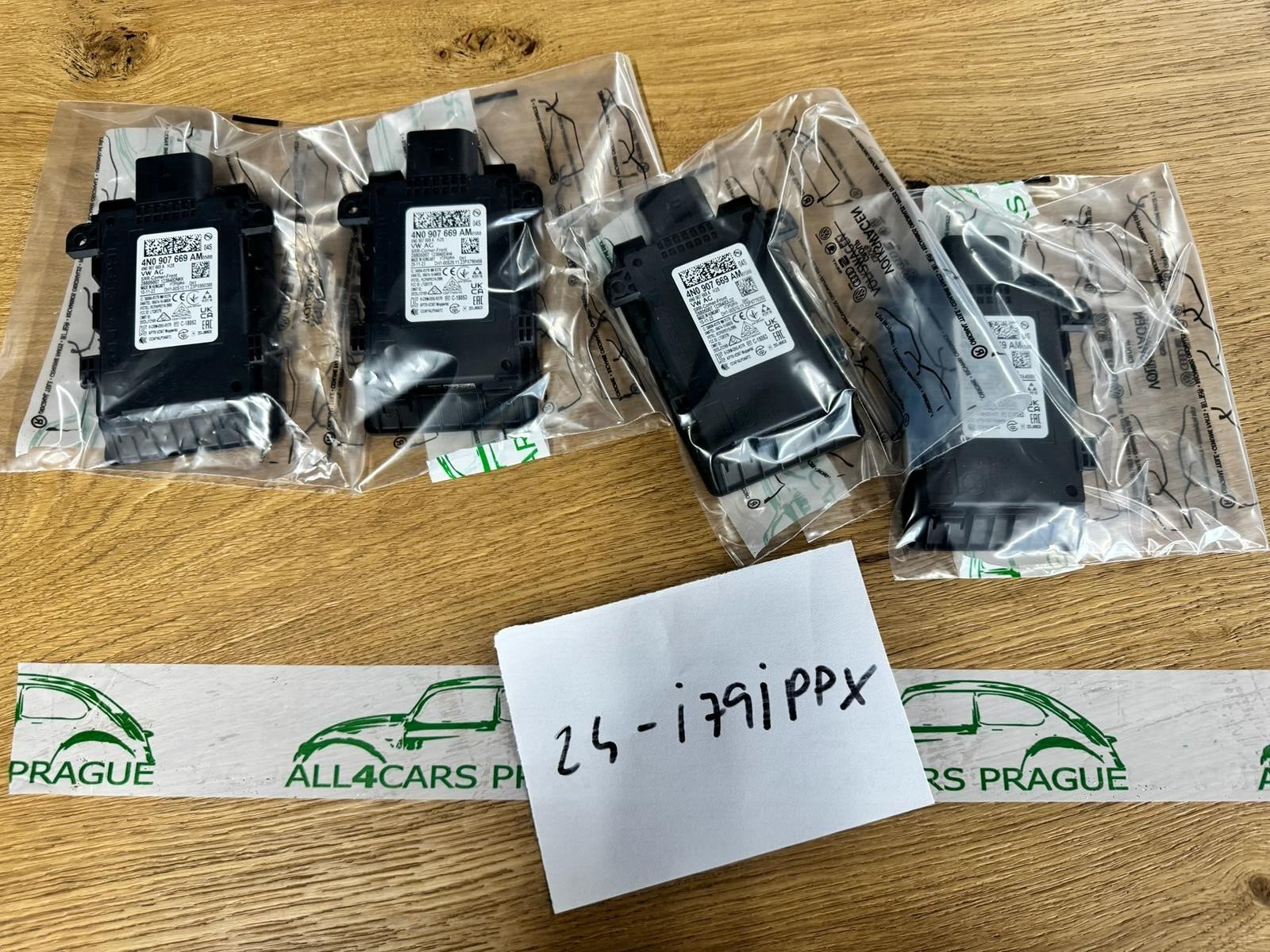 4N0907669AM AUDI RADARSENSOR SPURWECHSLERASSISTENT VORN L/R 4N0907669AM ORIG NEU - Obrázek 15