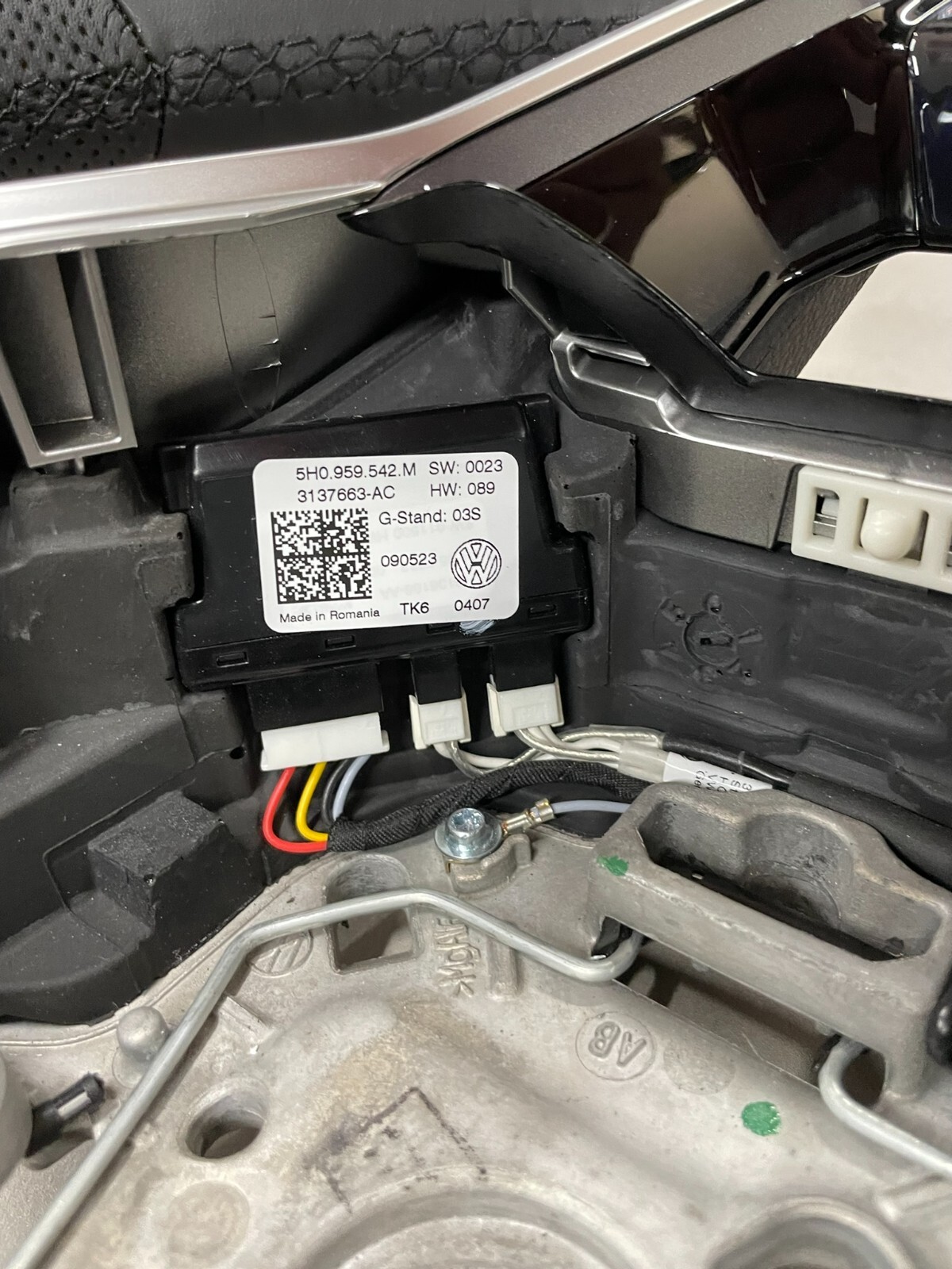 5H0419089GC VW LENKRAD SPORT R LOGO ABGEFLACHT GELOCHT VW ARTEON TIGUAN GOLF ... - Obrázek 5