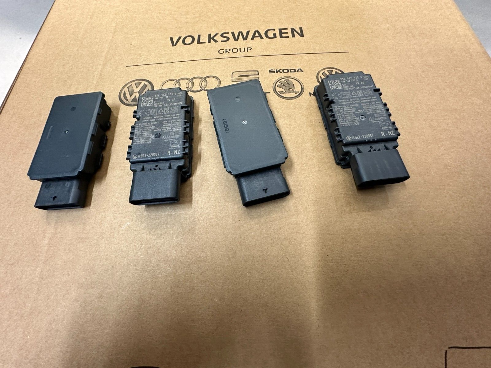 85H962133G AUDI VW SKODA SEAT ANTENE 85H962133G ORIGINAL NEU!!! - Obrázek 11