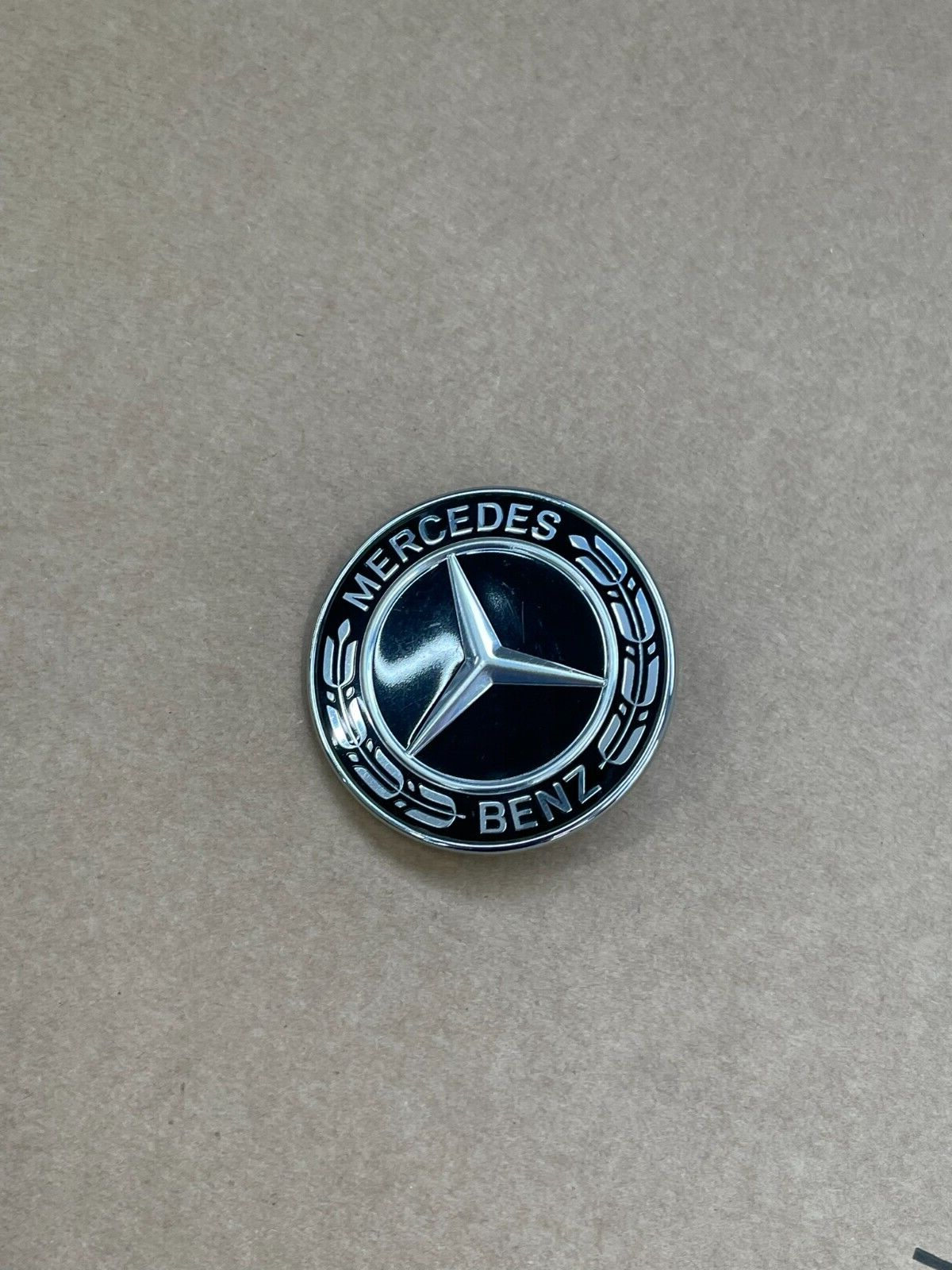 A0008171701 MERCEDES BENZ MOTORHAUBE STERN EMBLEM 57mm A0008171701 ORIG.FAST NE - Obrázek 11